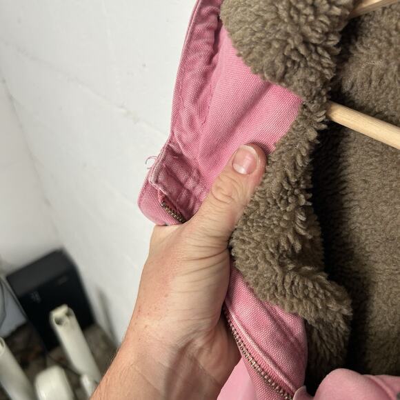 Carhartt Sherpa-Lined Berkley Hooded Vest “Bubblegum Pink” - Picture 7 of 7